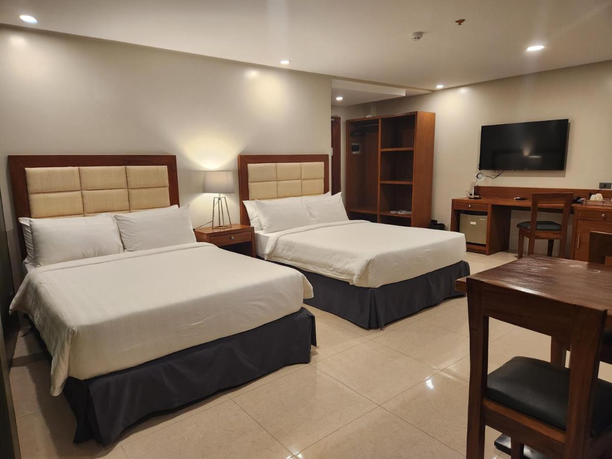 Daraga  Hotel Herencia 625 מראה חיצוני תמונה