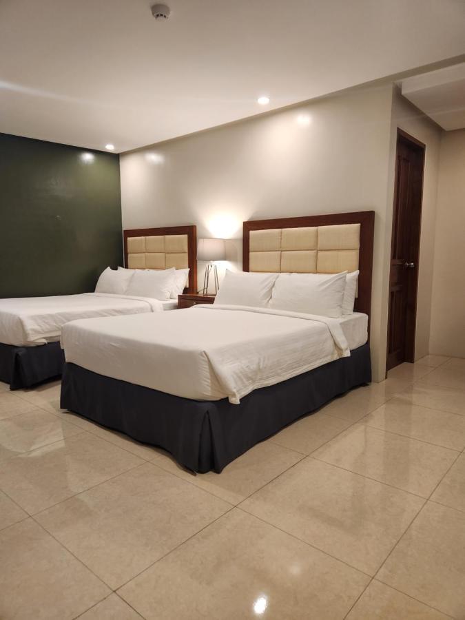 Daraga  Hotel Herencia 625 מראה חיצוני תמונה