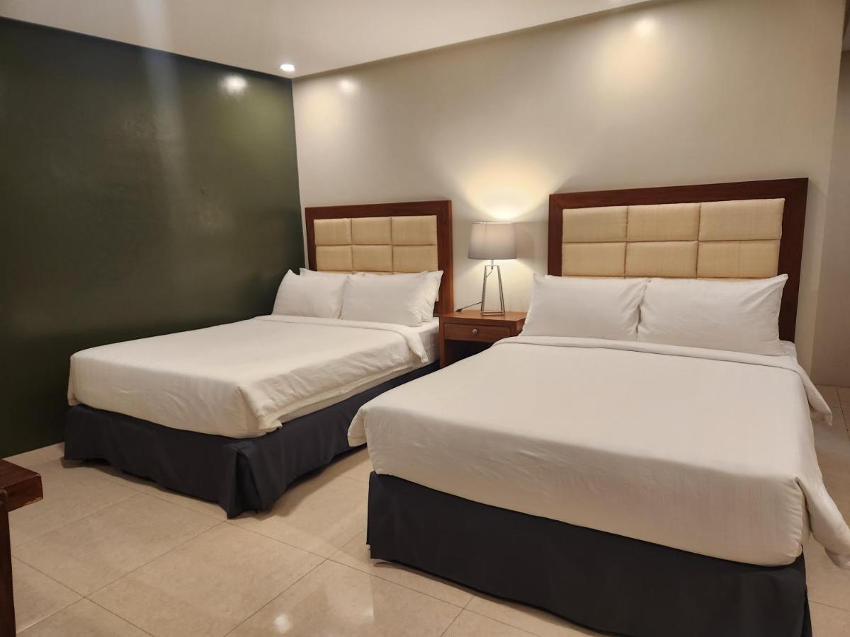 Daraga  Hotel Herencia 625 מראה חיצוני תמונה