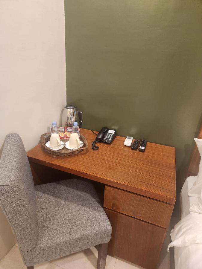 Daraga  Hotel Herencia 625 מראה חיצוני תמונה