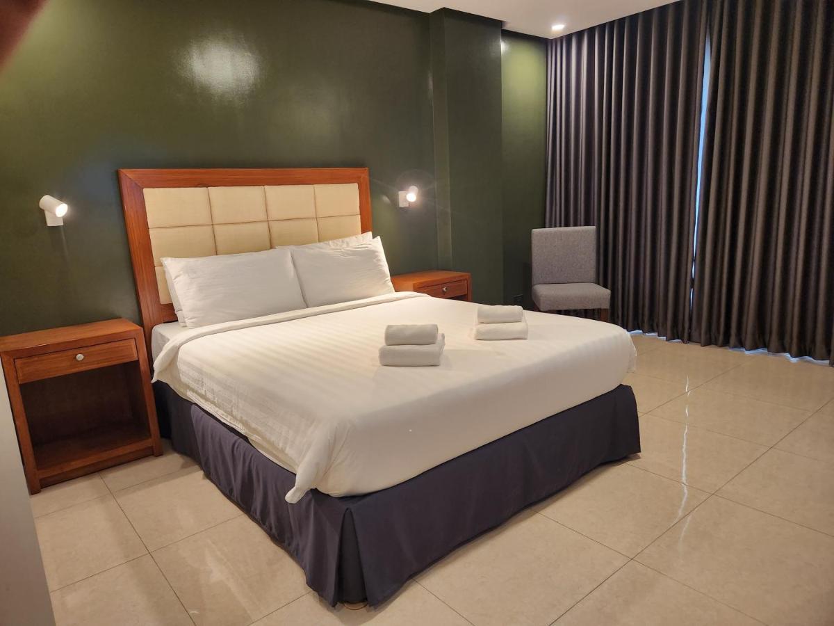 Daraga  Hotel Herencia 625 מראה חיצוני תמונה