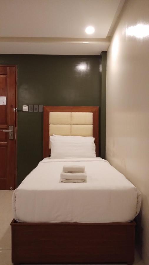 Daraga  Hotel Herencia 625 מראה חיצוני תמונה